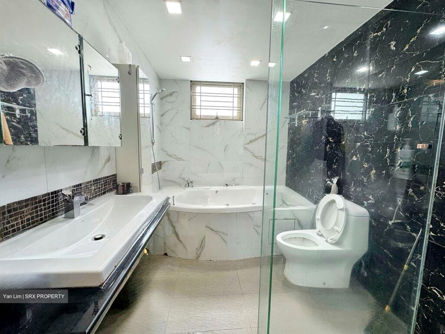 Hougang Avenue 2 (D19), Terrace #577161361